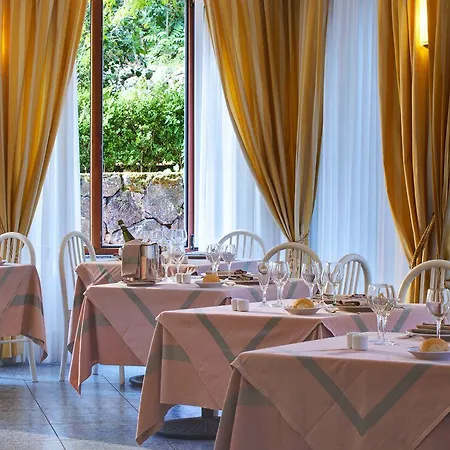 San Giovanni Terme מלון איסקיה
